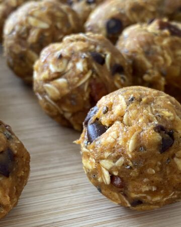 finished pumpkin energy bites