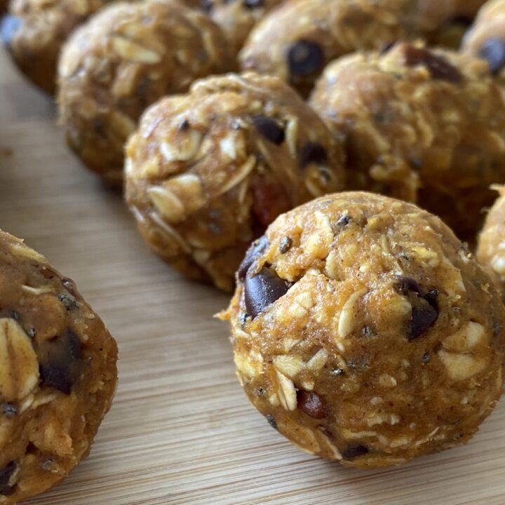finished pumpkin energy bites